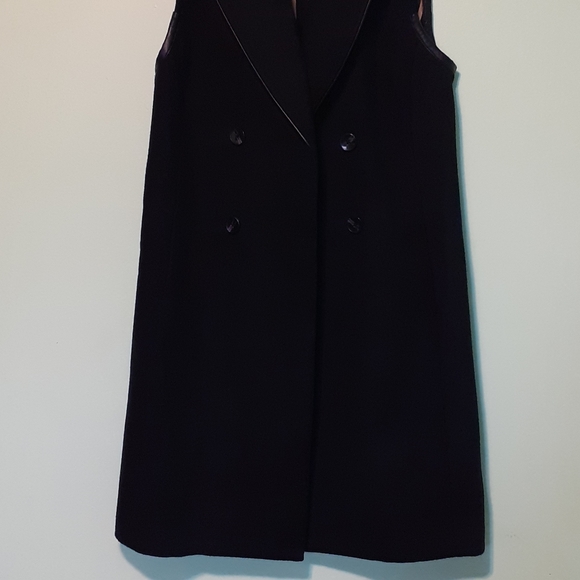 The 3 in 1 wool blend Vested Blazer dress. it is just everything!! - Picture 5 of 10